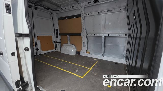 Renault Korea Master 2.3 Van L 2022 — фото 12