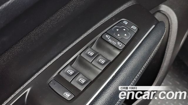 Renault Korea QM6 2.0 LPe RE Signature 2WD 2022 — фото 24