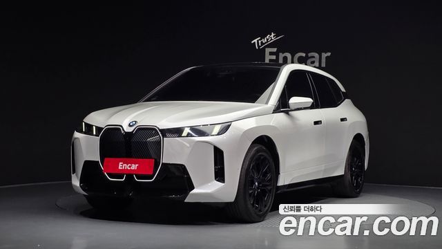 BMW iX xDrive45 M Sport 2026 — фото 1