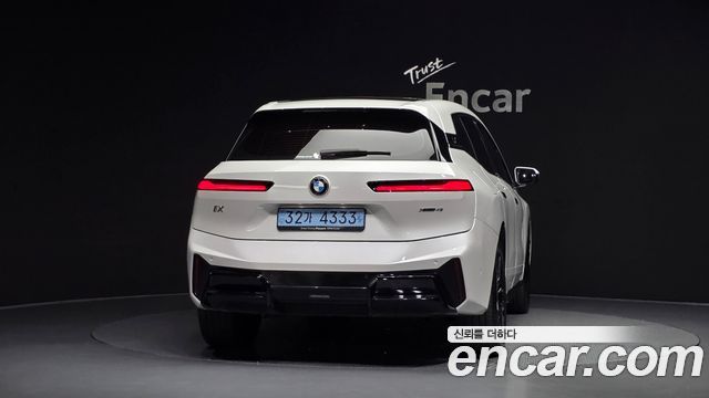 BMW iX xDrive45 M Sport 2026 — фото 4