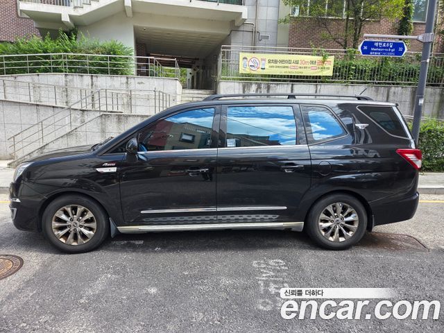 KG Mobility (SsangYong) Korando Turismo 2WD TX 9-seater 2017 — фото 2