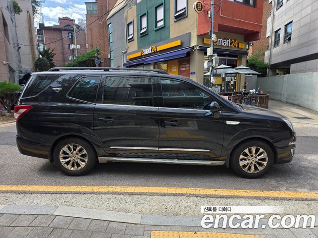 KG Mobility (SsangYong) Korando Turismo 2WD TX 9-seater 2017 — фото 5