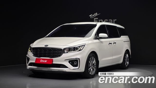 Kia Carnival 9-Seater Prstige