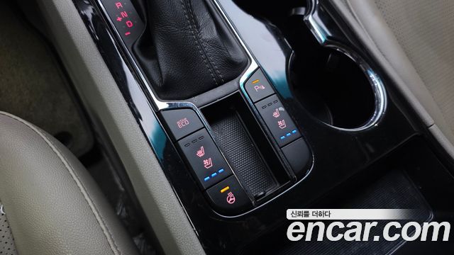 Kia Carnival 9-Seater Prstige 2019 — фото 27