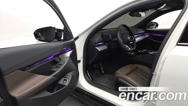 BMW i5 (G60) eDrive 40 M Sport 2024 — фото 10