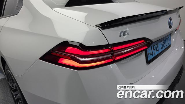 BMW i5 (G60) eDrive 40 M Sport 2024 — фото 23