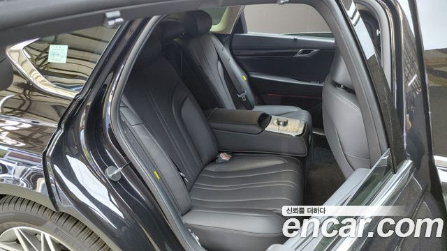 Genesis G80 (RG3) Gasoline 2.5 Turbo AWD 2027 — фото 11