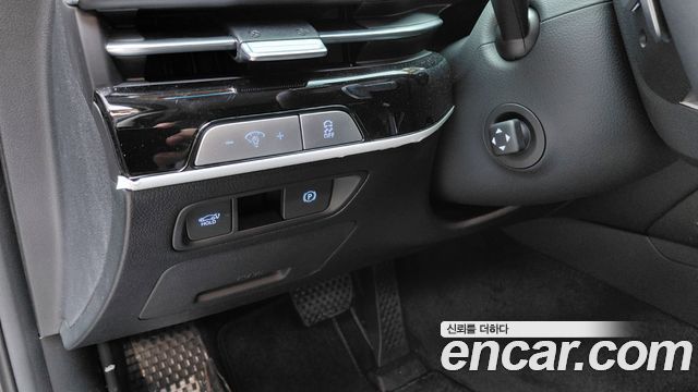 Genesis G80 (RG3) Gasoline 2.5 Turbo AWD 2027 — фото 29