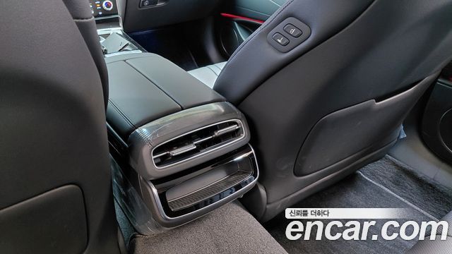 Genesis G80 (RG3) Gasoline 2.5 Turbo AWD 2027 — фото 31