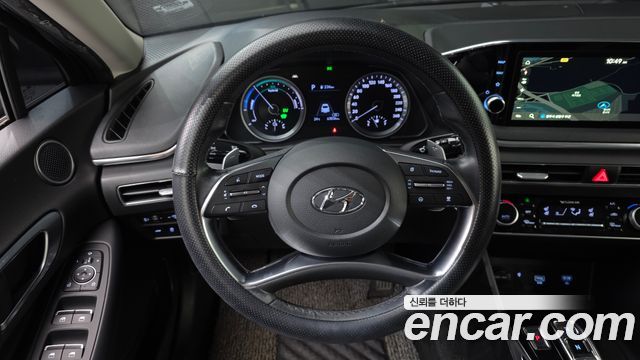Hyundai Sonata Hybrid (DN8) Premium Family 2020 — фото 14