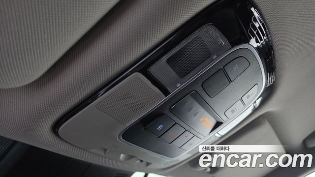 Hyundai Sonata Hybrid (DN8) Premium Family 2020 — фото 16
