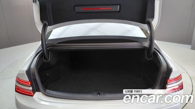 Genesis G80 (RG3) Gasoline 2.5 Turbo AWD 2022 — фото 18