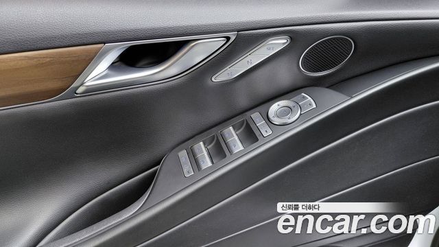 Genesis G80 (RG3) Gasoline 2.5 Turbo AWD 2022 — фото 19