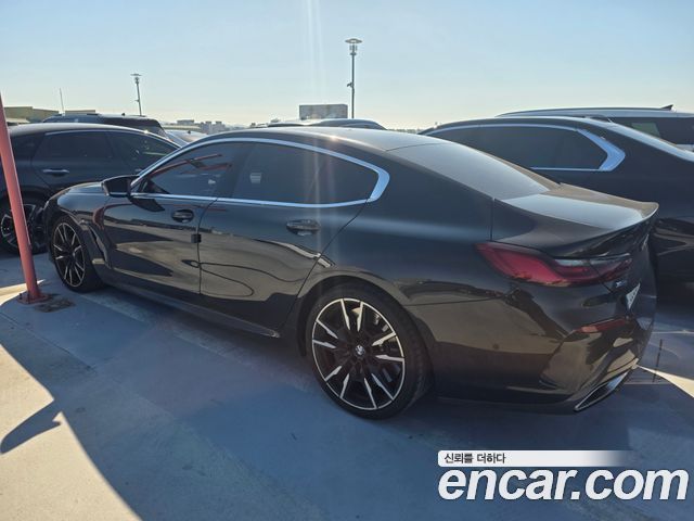 BMW 8 Series (G15) M850i xDrive Gran Coupe 2023 — фото 4