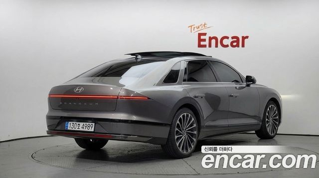 Hyundai Grandeur Hybrid (GN7) Calligraphy 2023 — фото 2