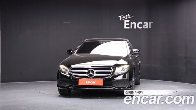 Mercedes-Benz E-Class (W213) E220d Avantgarde 2020 — фото 3