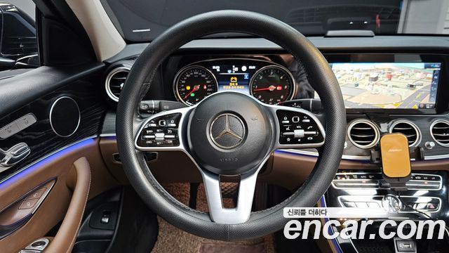 Mercedes-Benz E-Class (W213) E220d Avantgarde 2020 — фото 12
