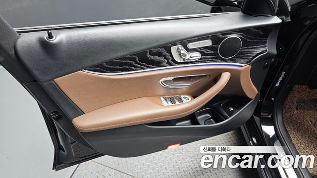 Mercedes-Benz E-Class (W213) E220d Avantgarde 2020 — фото 24