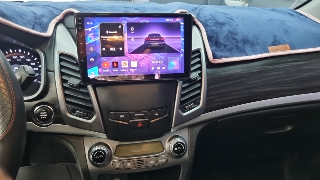 KG Mobility (SsangYong) Korando C 2.0 Advanture 60th Edition 2WD 2015 — фото 16