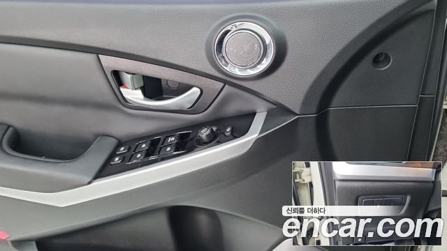 KG Mobility (SsangYong) Korando C 2.0 Advanture 60th Edition 2WD 2015 — фото 19