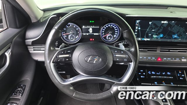 Hyundai Grandeur (IG) 3.0 LPi Rent Car Modern 2020 — фото 13