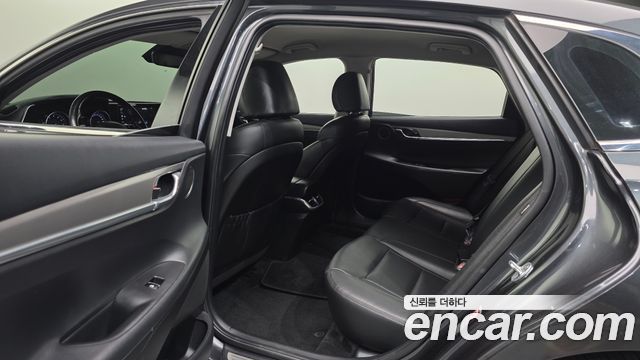 Hyundai Grandeur (IG) 3.0 LPi Rent Car Modern 2020 — фото 17