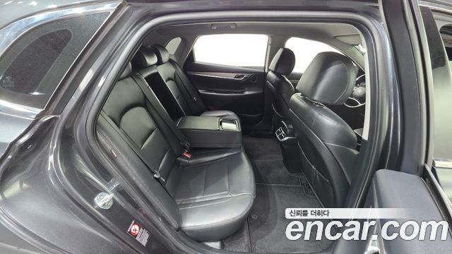 Hyundai Grandeur (IG) 3.0 LPi Rent Car Modern 2020 — фото 18
