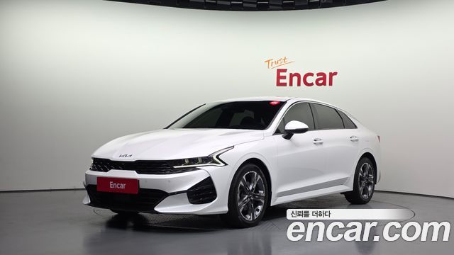 Kia K5 (III) 2.0 Noblesse 2022 — фото 1