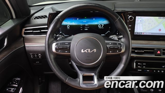 Kia K5 (III) 2.0 Noblesse 2022 — фото 12