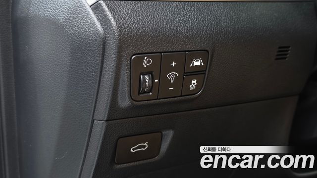Kia K5 (III) 2.0 Noblesse 2022 — фото 15