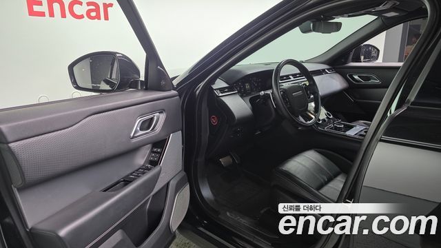 Land Rover Range Rover Velar 3.0 D300 R-Dynamic SE 2018 — фото 10