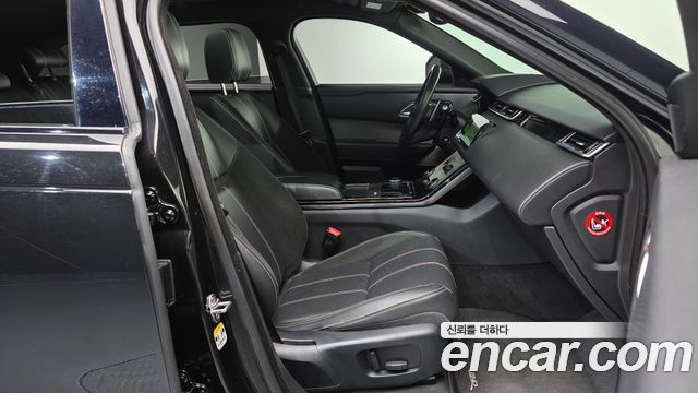 Land Rover Range Rover Velar 3.0 D300 R-Dynamic SE 2018 — фото 15