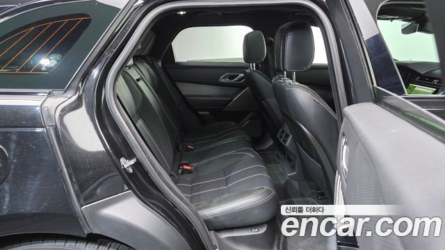 Land Rover Range Rover Velar 3.0 D300 R-Dynamic SE 2018 — фото 16