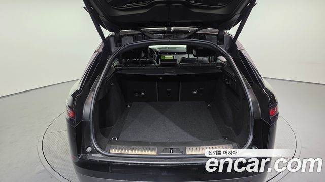 Land Rover Range Rover Velar 3.0 D300 R-Dynamic SE 2018 — фото 24