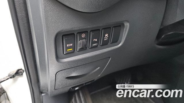 Renault Korea QM5 Neo Gasoline 2WD RE 2014 — фото 14