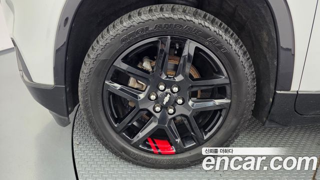 Chevrolet Traverse 3.6 AWD Redline 2020 — фото 5