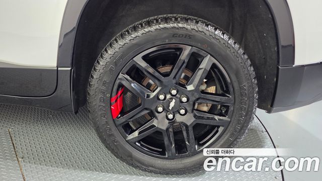 Chevrolet Traverse 3.6 AWD Redline 2020 — фото 21