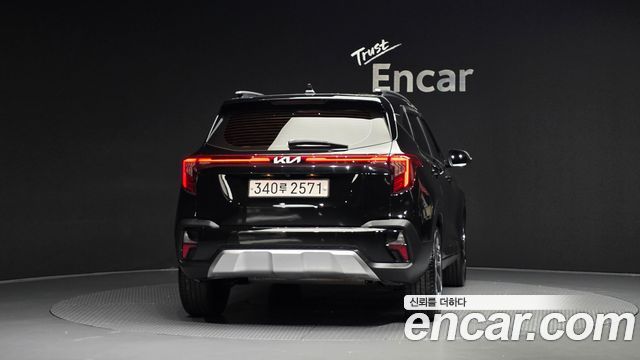 Kia Seltos Gasoline 2.0 2WD Signature 2023 — фото 4