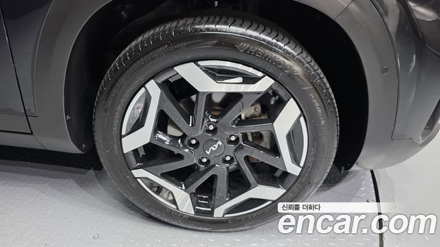 Kia Seltos Gasoline 2.0 2WD Signature 2023 — фото 21