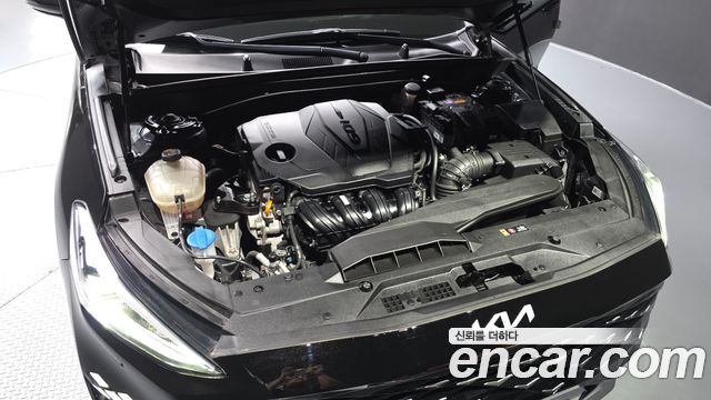 Kia K8 2.5 Gasoline 2WD Noblesse 2022 — фото 6