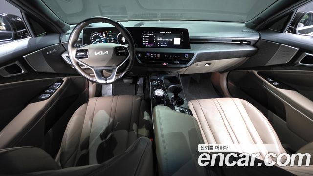 Kia K8 2.5 Gasoline 2WD Noblesse 2022 — фото 7
