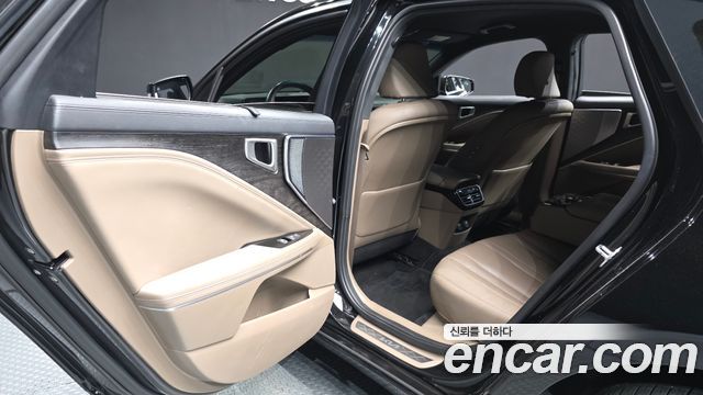 Kia K8 2.5 Gasoline 2WD Noblesse 2022 — фото 26