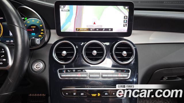 Mercedes-Benz GLC-Class (X253) GLC300e 4MATIC 2022 — фото 13