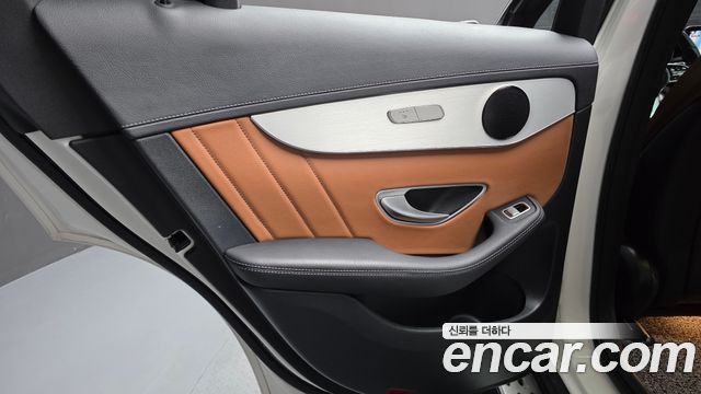 Mercedes-Benz GLC-Class (X253) GLC300e 4MATIC 2022 — фото 25
