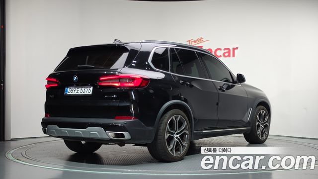 BMW X5 (G05) xDrive 40i xLine 2021 — фото 2