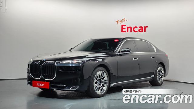 BMW 7 Series (G70) 740d xDrive Design Pure Excellence