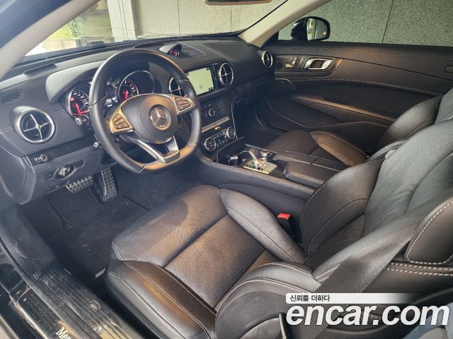 Mercedes-Benz SL-Class SL400 R231 2017 — фото 7