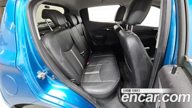 Chevrolet Spark Premier 2021 — фото 15