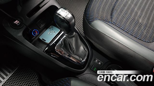 Renault Korea QM3 RE Signature 2017 — фото 9