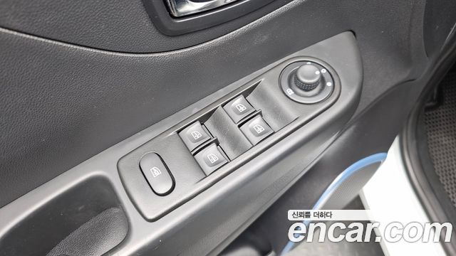 Renault Korea QM3 RE Signature 2017 — фото 19